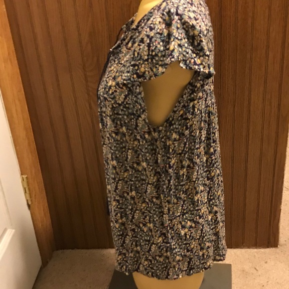 Maurices  navy blue/yellow/pink Top - Picture 4 of 6